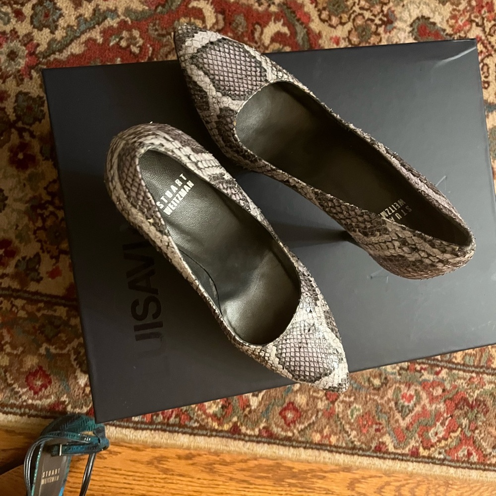 Stuart Weitzman Platform Snakeskin Leather Heels … - image 2